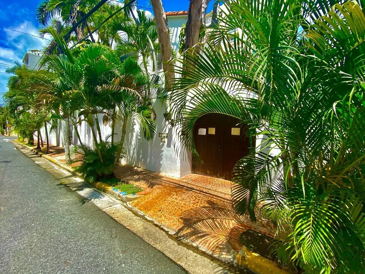 At Wind Chimes Boutique Hotel San Juan 3*,